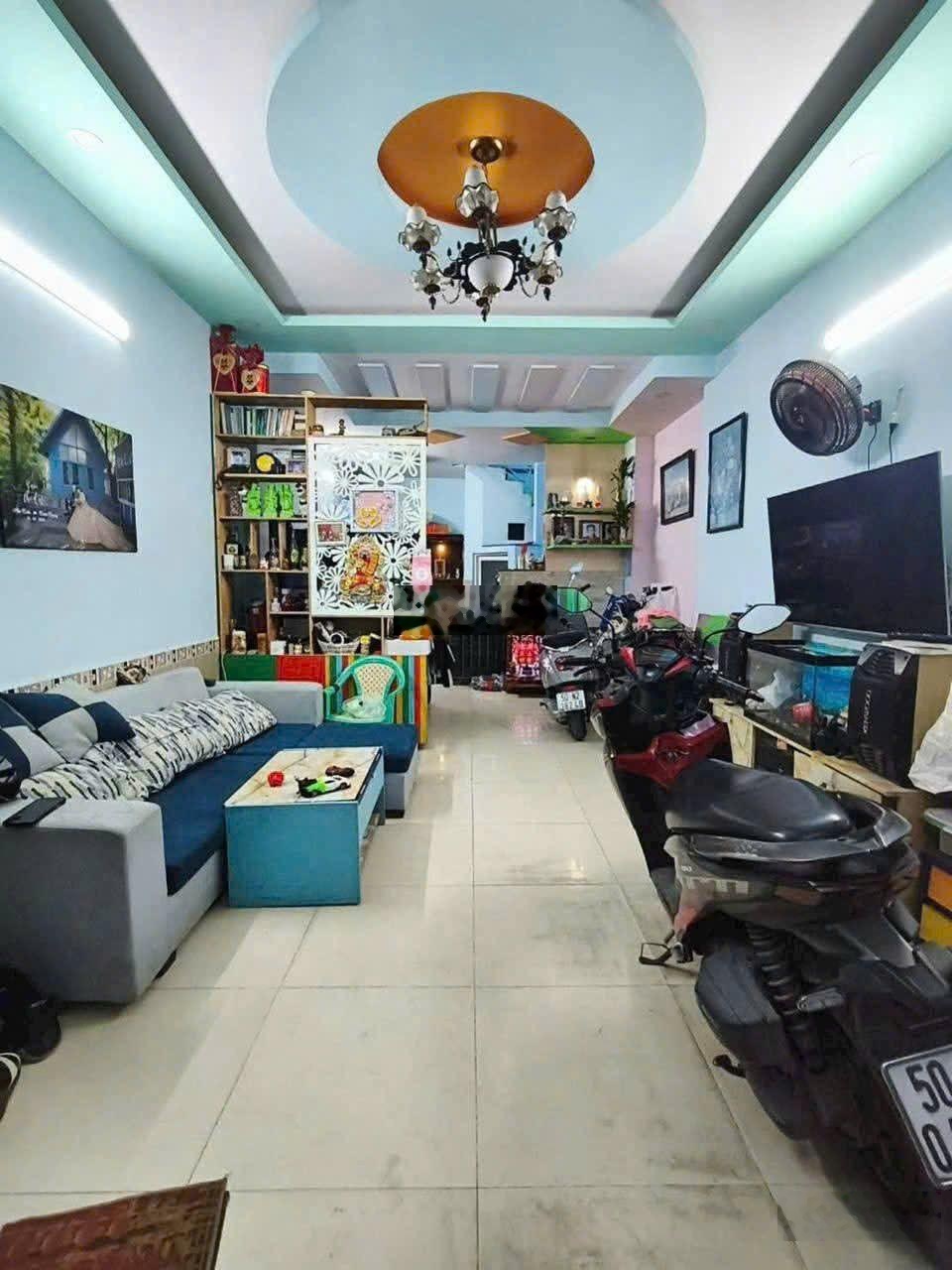 Chính chủ gấp bán nhà 2 tầng 40m2 hẻm 4M Liên Khu 5-6 Q.Bình Tân giá 3,8 Tỷ TL