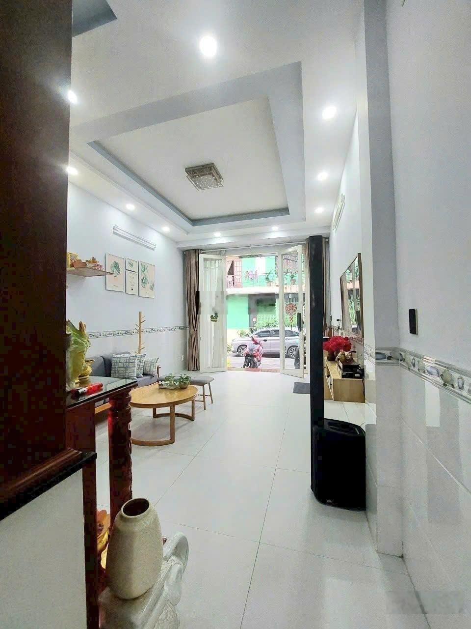 Nhà Khu Tên Lửa, 4 Tầng 4 Phòng Ngủ 4WC. Lh 0779561865