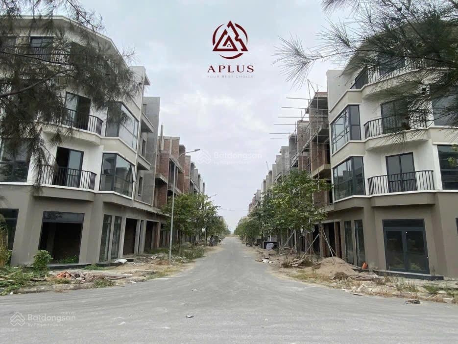 Căn góc FLC Tropical 105m trục đường đôi - hướng Đông Nam - giá 3x triệu