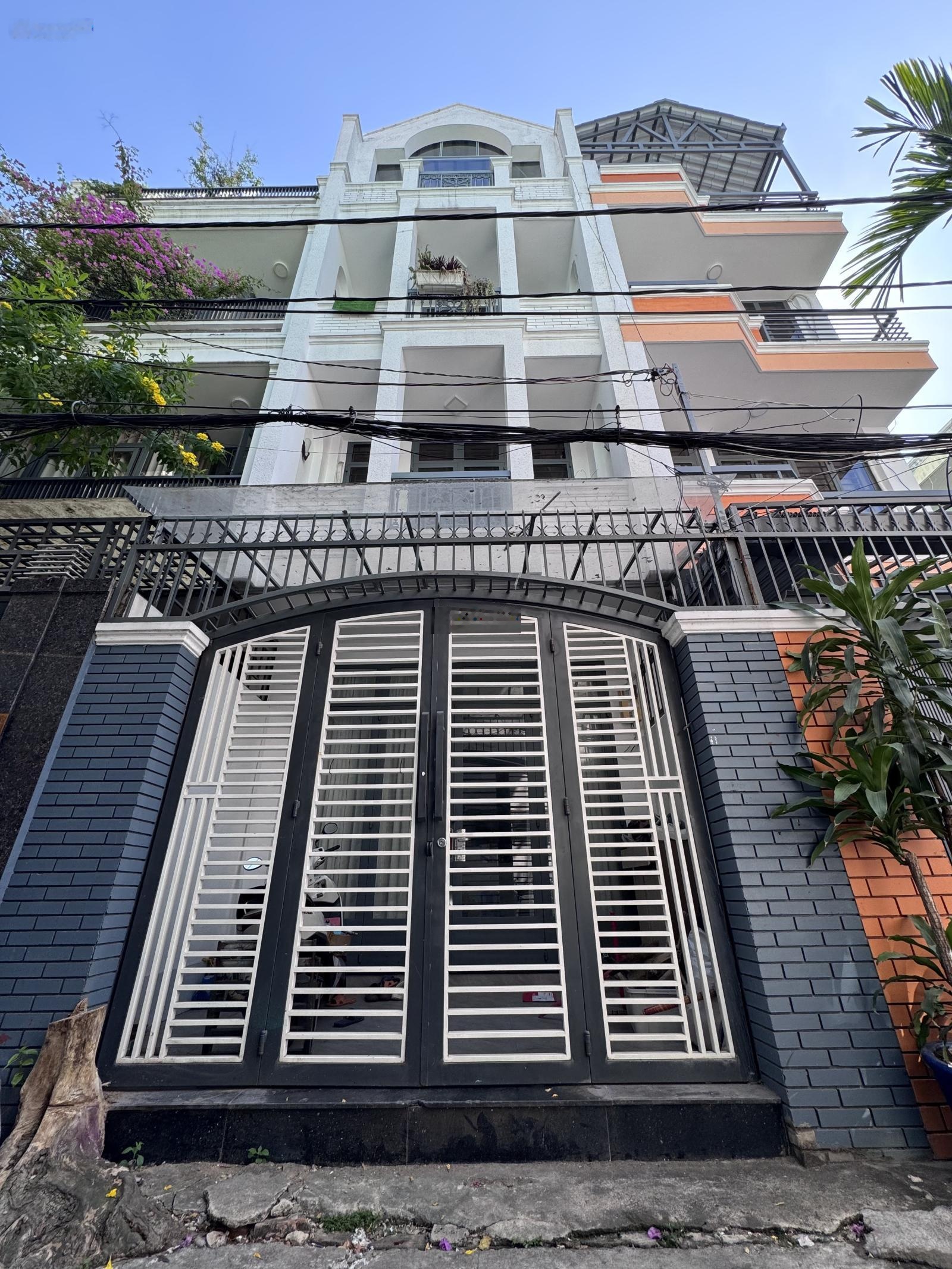 Hiếm nhất khu đào duy anh hẻm ô tô thông 4 tầng chỉ 13.6 tỷ tl