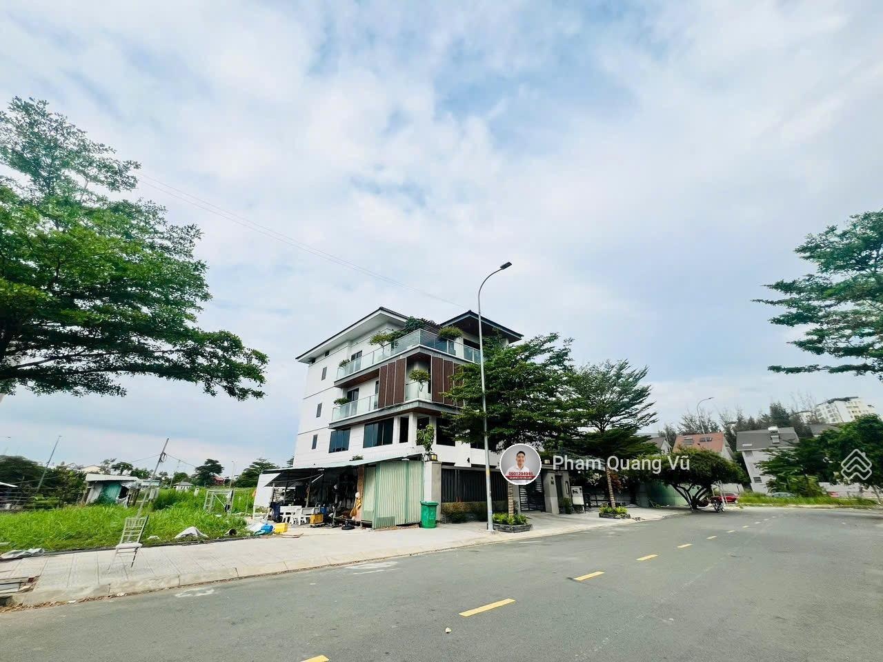 Chuyên bán đất nền Sadeco NGGT LK PMH, DT 12.5x20m, sổ hồng riêng, giá tốt nhất 118tr/m2