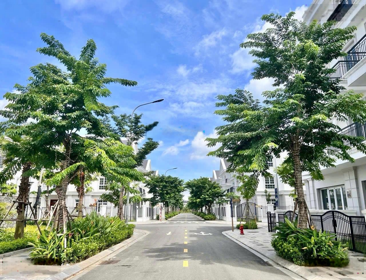 Bán BT siêu hot tại Eurowindow Twin Parks, 35 tỷ, diện tích: 193m2/MT: 10,5m/ 4 tầng, Gia Lâm, HN