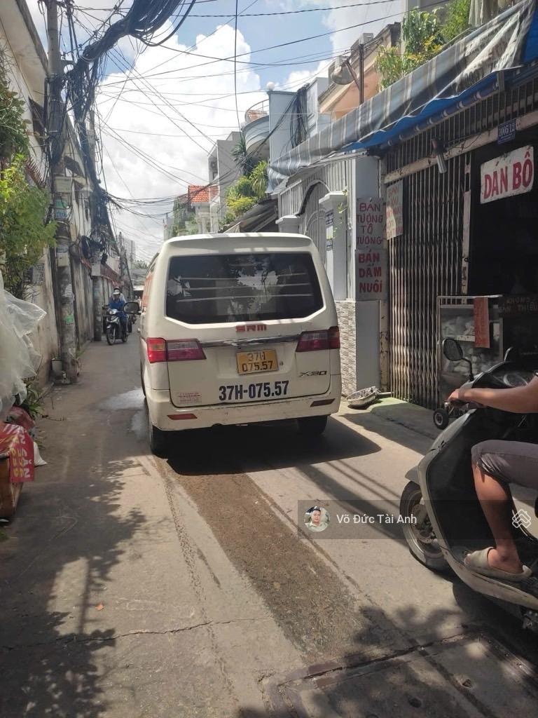 Ngộp bank! Thanh lý Đất ngang 8m 198m2 xe hơi đậu nhà 2 tầng cạnh Sunrise City - 12 tỷ