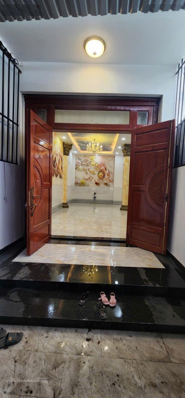 Bán nhà riêng tại hẻm đường Lê Thị Hoa, 7tỷ có thương lượng, 143,2m2, 3 tầng, MT 4m nở hậu