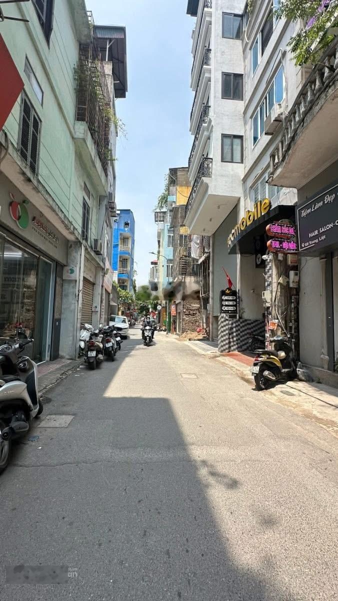 Siêu phẩm đất vàng trung liệt-lô góc duy nhất-mặt tiền khủng-kinh doanh bất chấp-135m-64.5 tỷ