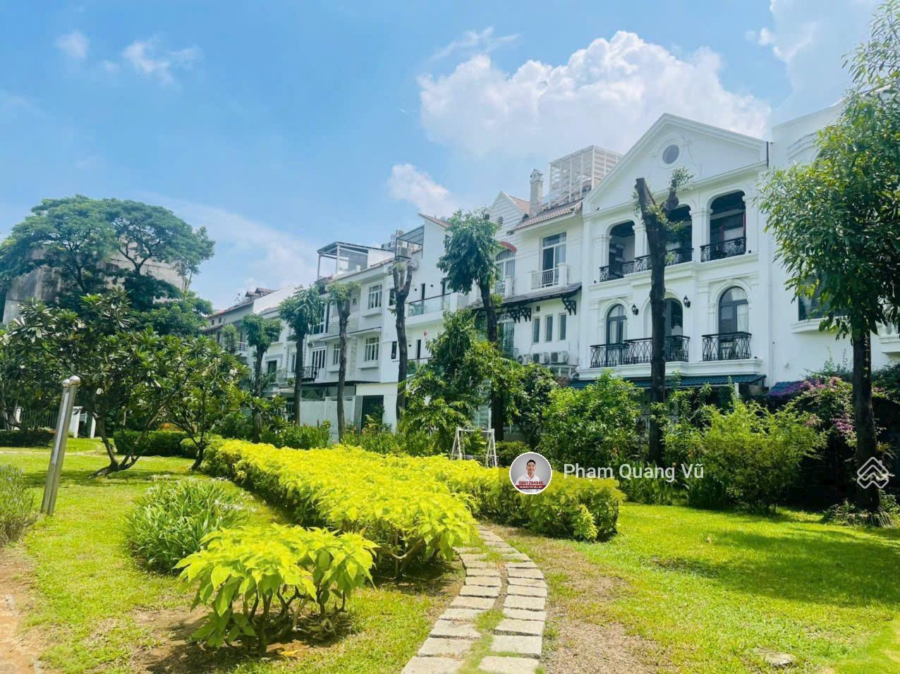 Chính chủ gửi bán 03 căn biệt thự Nam Thiên khu Cảnh Đồi view công viên 8x18m giá tốt 45 tỷ