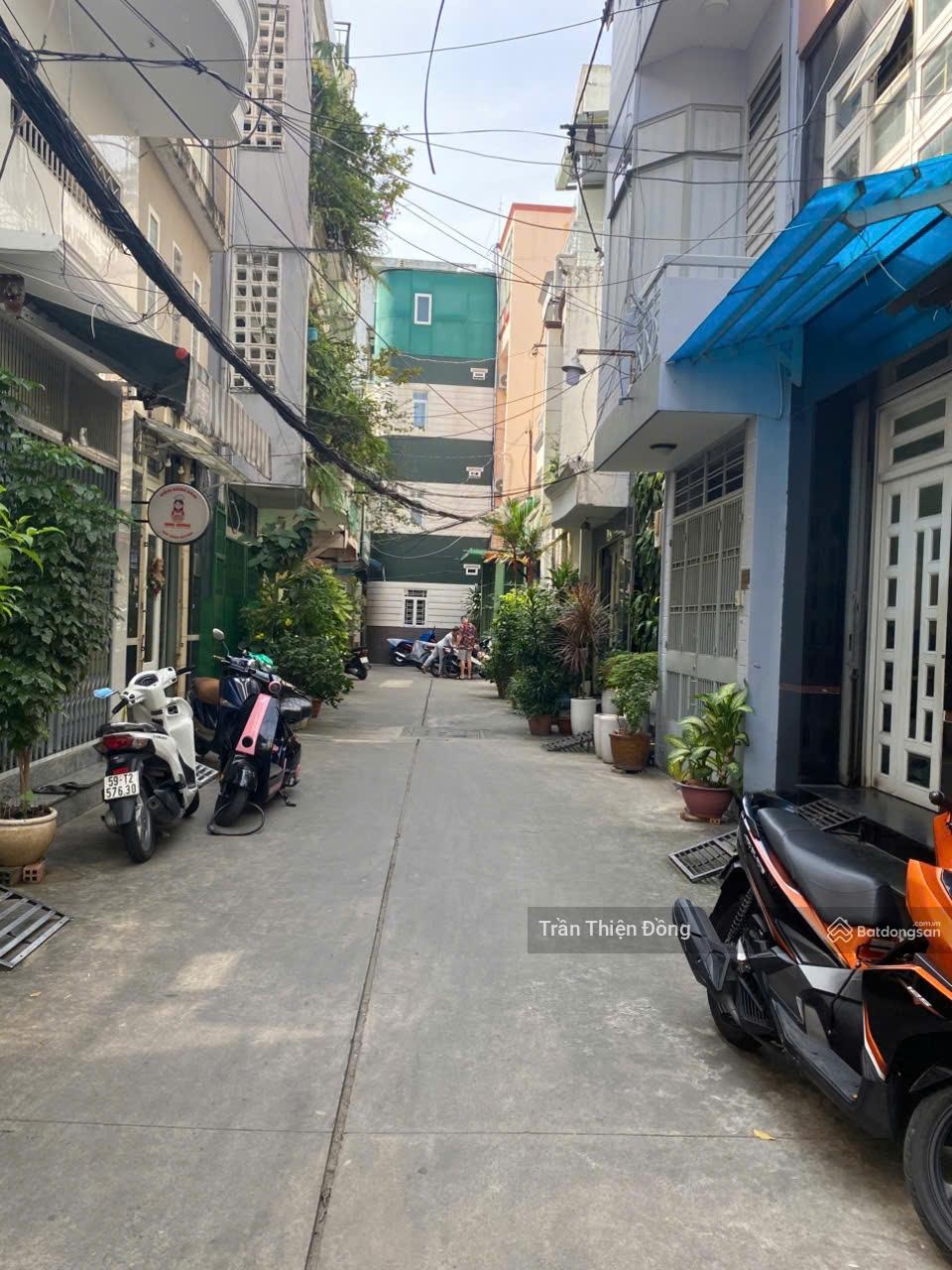 Chính chủ bán HXH víp 345/Trần Hưng Đạo-PCầu Ông Lãnh mới Q1 5tầng vuông vức chỉ 7,9tỷ. 0913620151