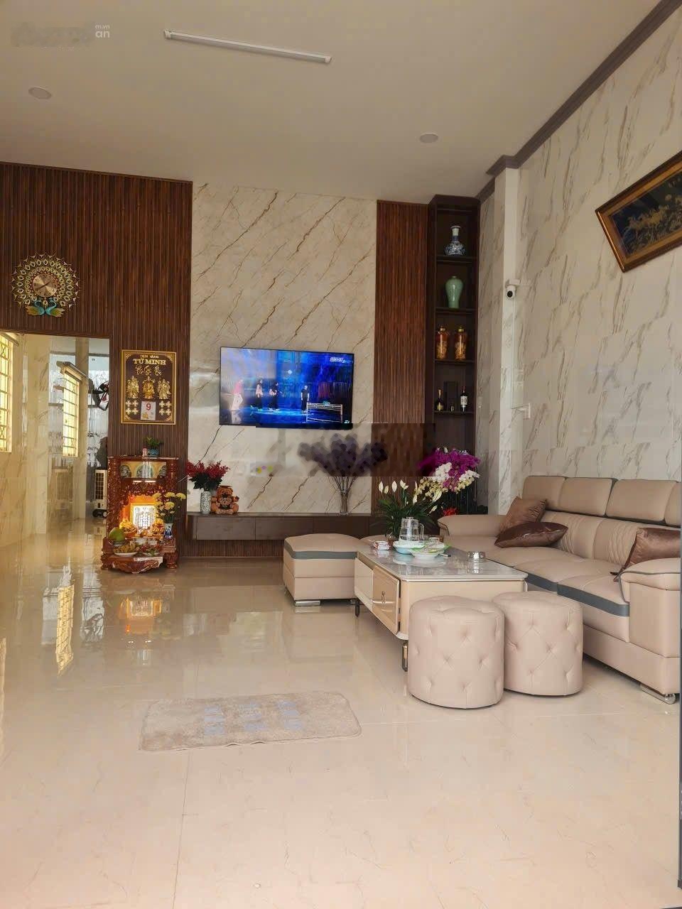 Bán Nhà Mặt Phố tại Phó Cơ Điều, 5,5 tỷ, 147m2, 5PN, 4WC, Vĩnh Long