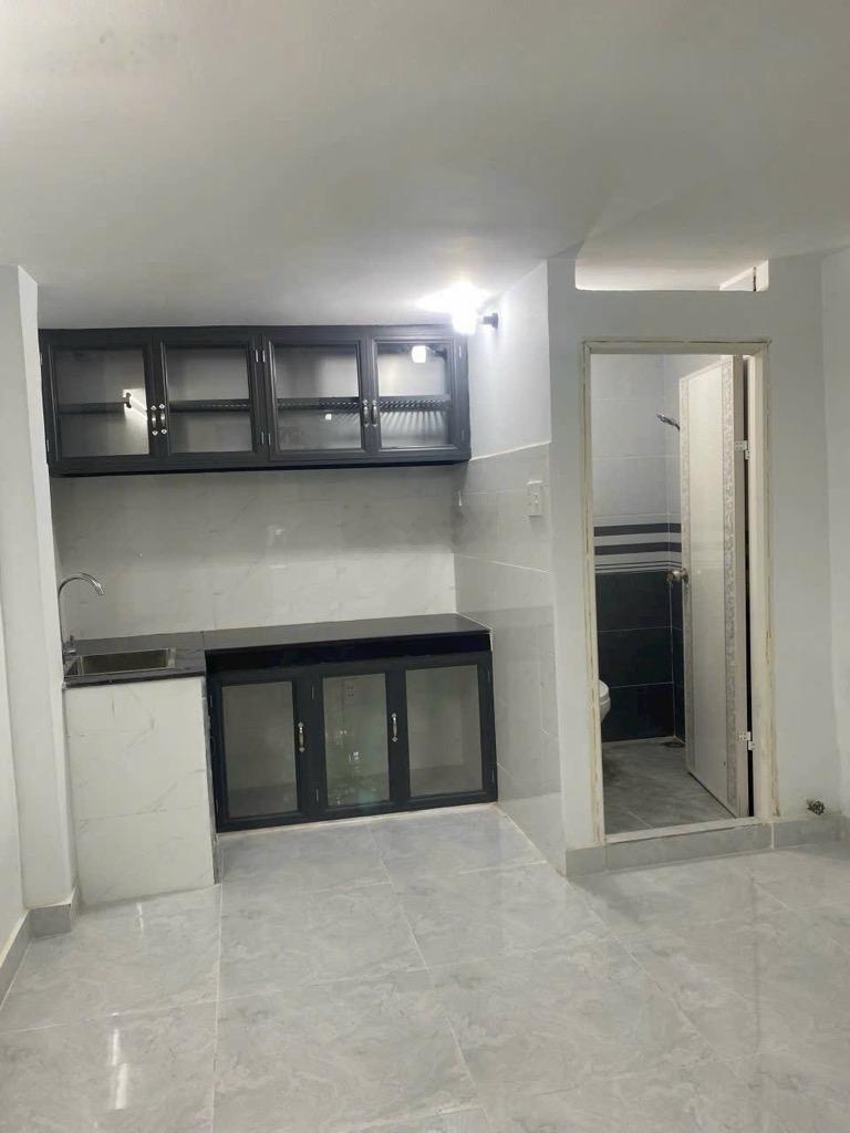 Bán nhà hàng nóng quận 5 - 3 tầng - HXH đỗ cửa Trần Hưng Đạo 3 x 11m 5.950 tỷ