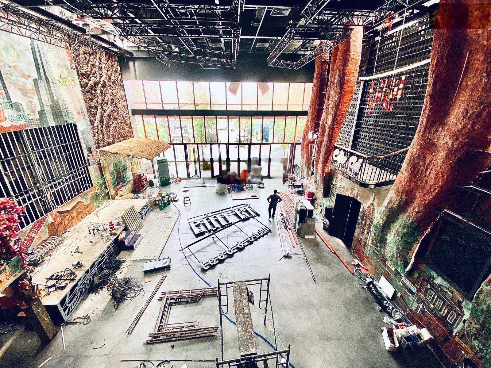 Mặt tiền ngang 15m - phường bến thành - sàn trống suốt hơn 1.800m2 - số 75 nam kỳ khởi nghĩa, q1