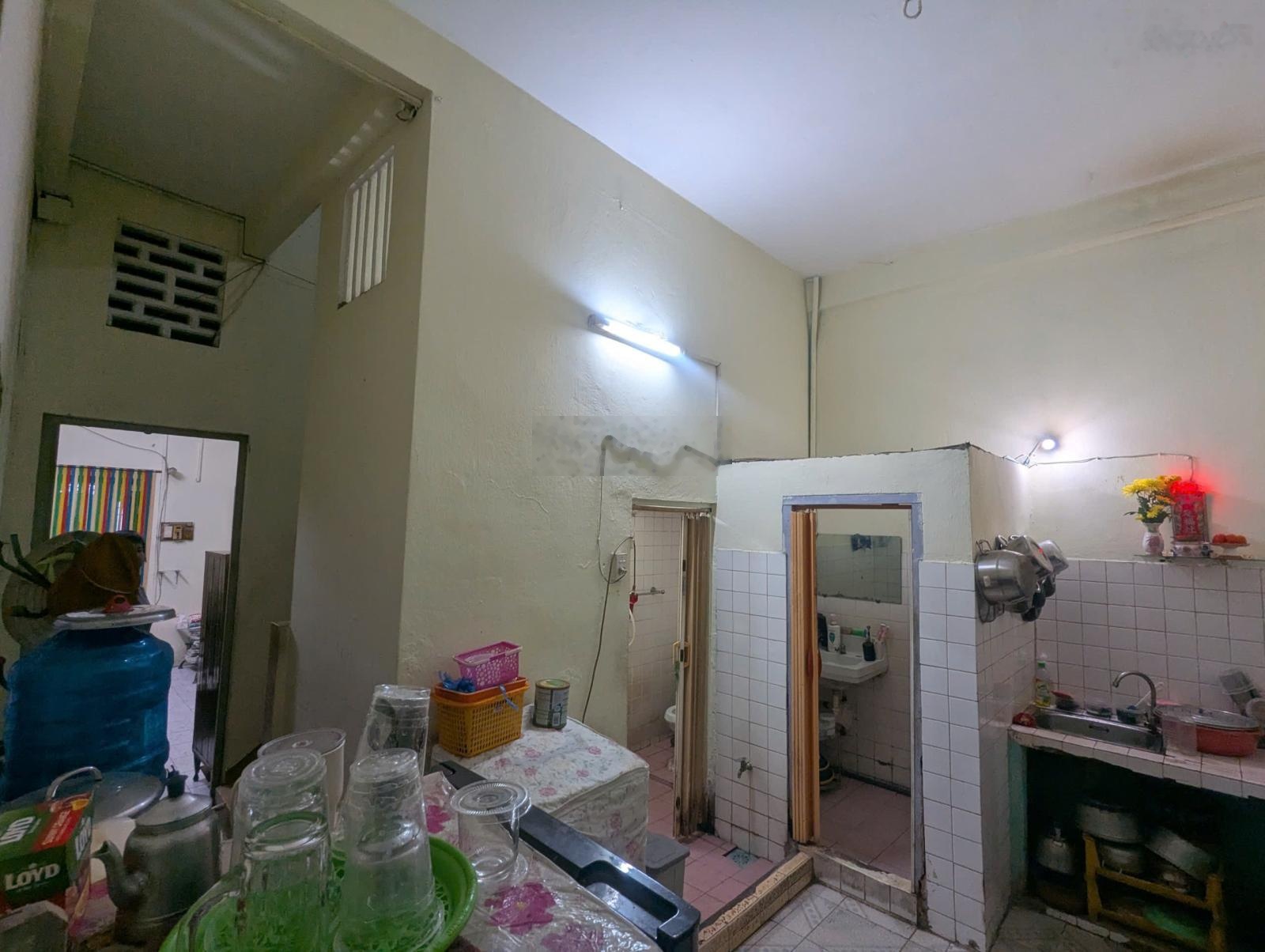 Chính chủ gấp bán nhà HXH Vạn Kiếp, P3 BT (4,1x16m) CN=65 m2 - 2 tầng. Chỉ 9,9 tỷ. LH: 0913620151