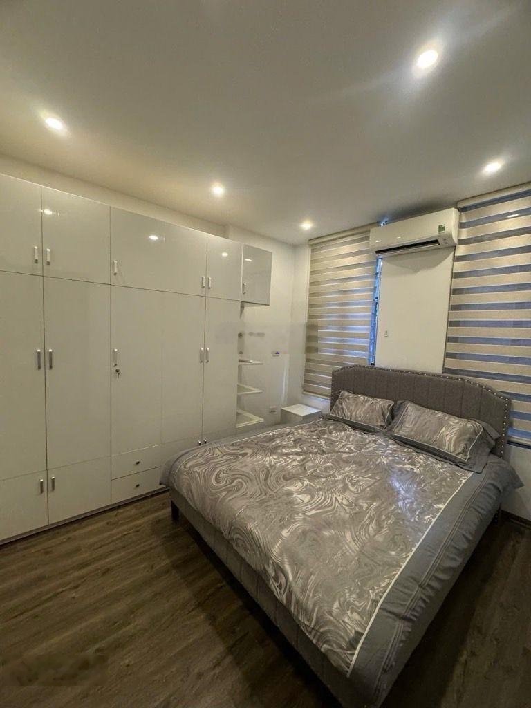 Hoa hậu thanh xuân nhà phân lô 6 tầng đẹp như mới