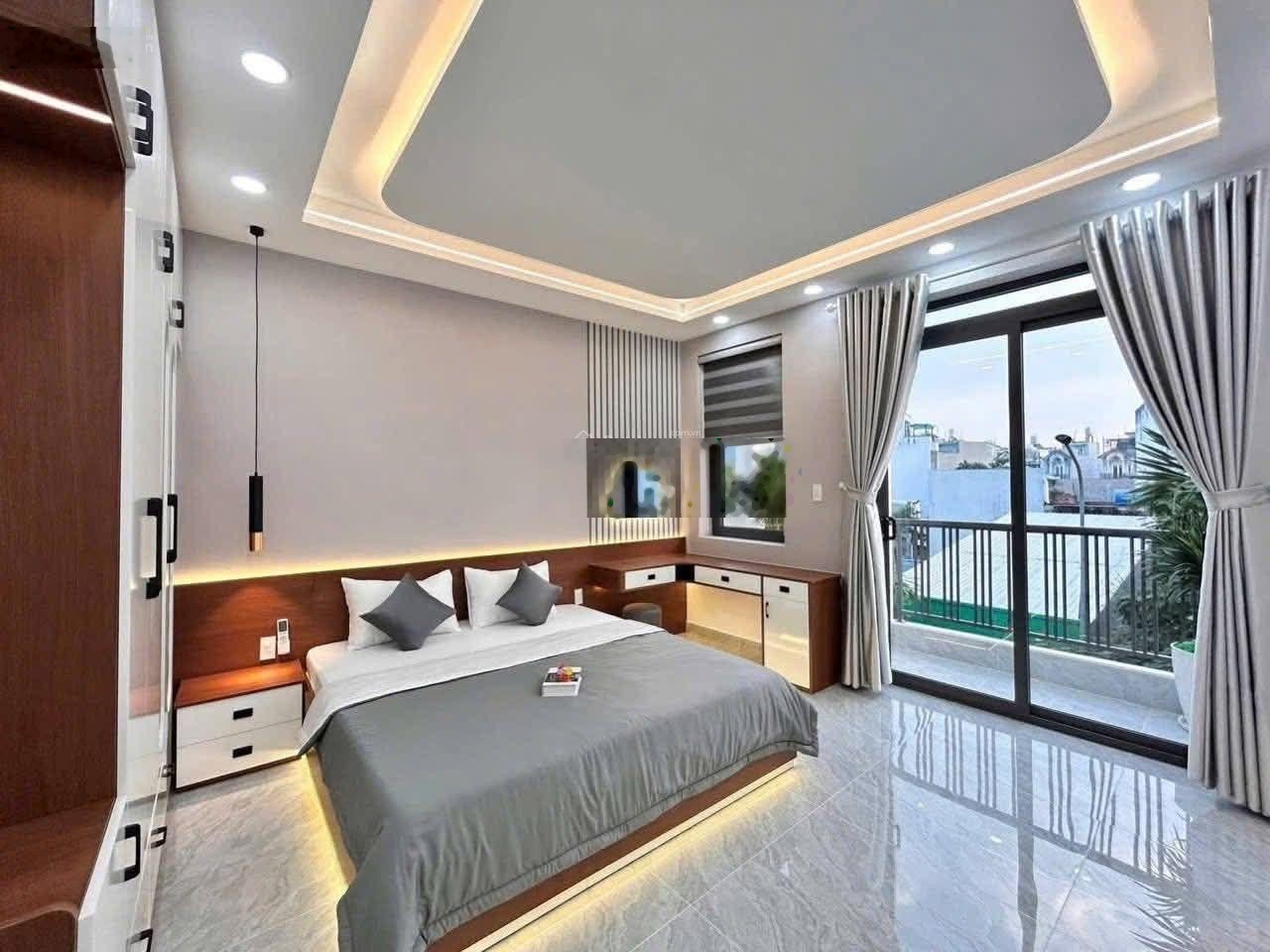 Nhà 5 tầng mới xây, đường ôtô 6m có lề, gần trường Đại Học Giao Thông Vận Tải