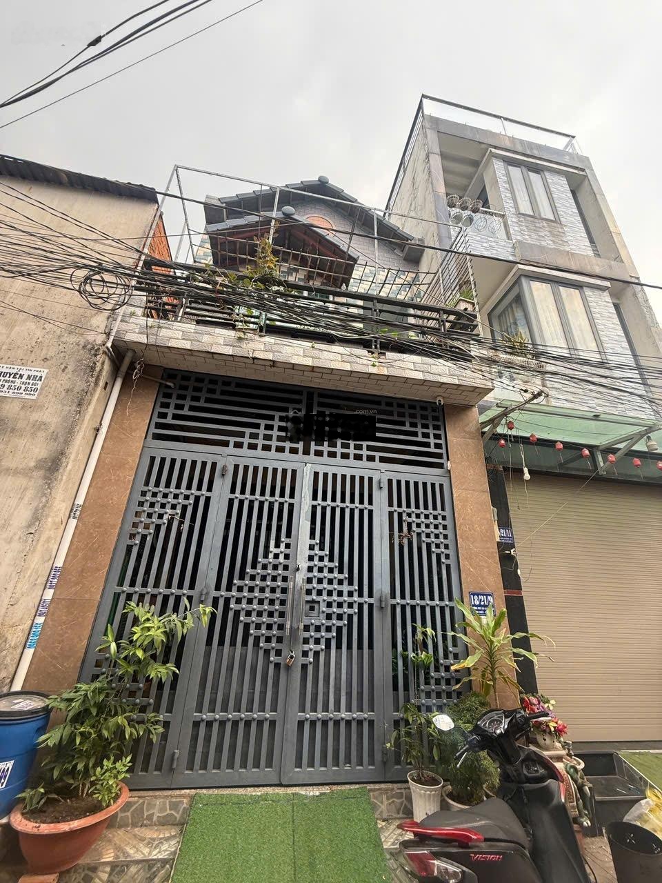 Nhà trệt lầu gần cầu vượt Gò Dưa. Bình Chiểu, 3 PN, 58m2