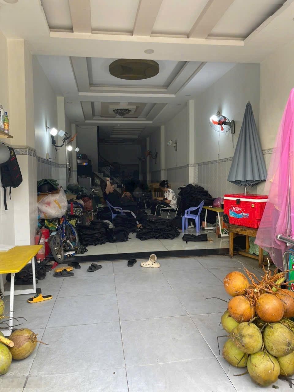 Bán căn nhà kinh doanh buôn bán tốt ngay lâm thi hố Tân chảnh hiệp