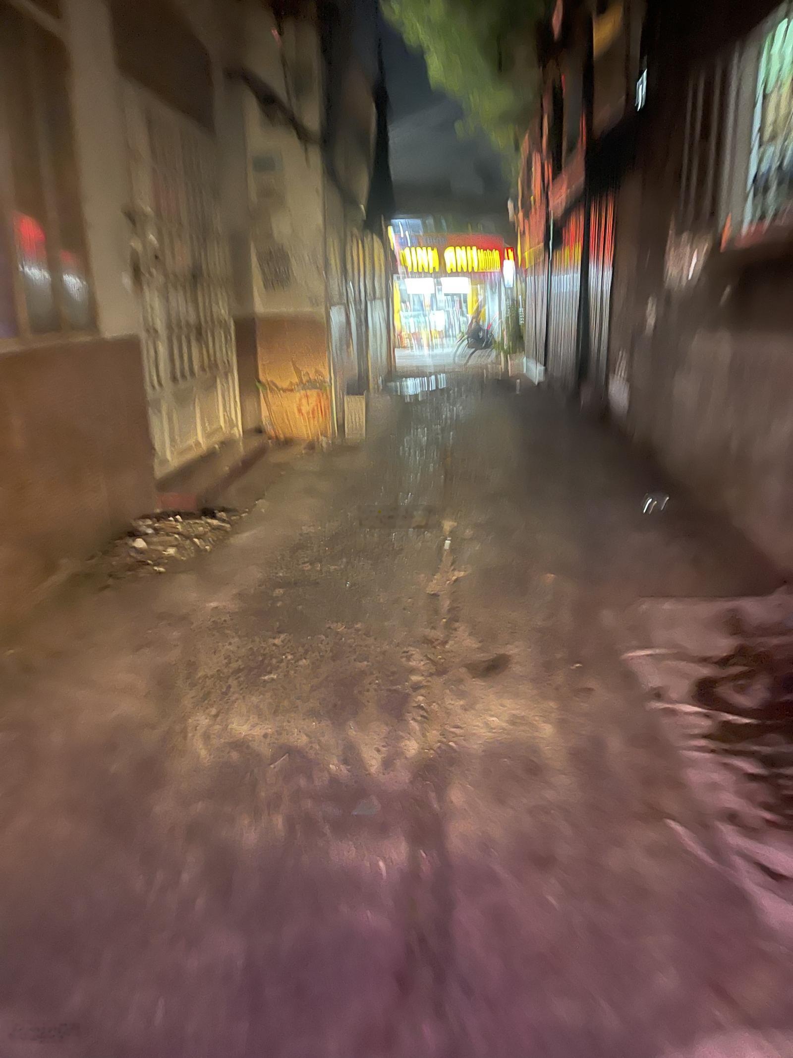 Bán đất tại Lê Trọng Tấn, 9 tỷ, 110m2, DT: 5.4 x 22m hẻm 5m, pháp lý đầy đủ thích hợp xây căn hộ