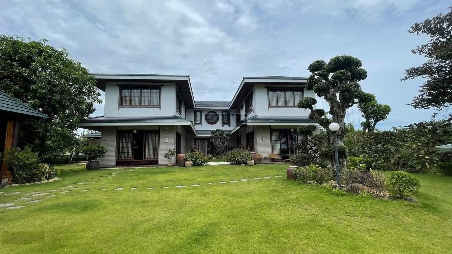 Cực hót biệt thự đảo nổi vị trí kim cương diện tích 1576,9m2 ngang 33x49 giá chỉ chưa đến 50 tr/m2