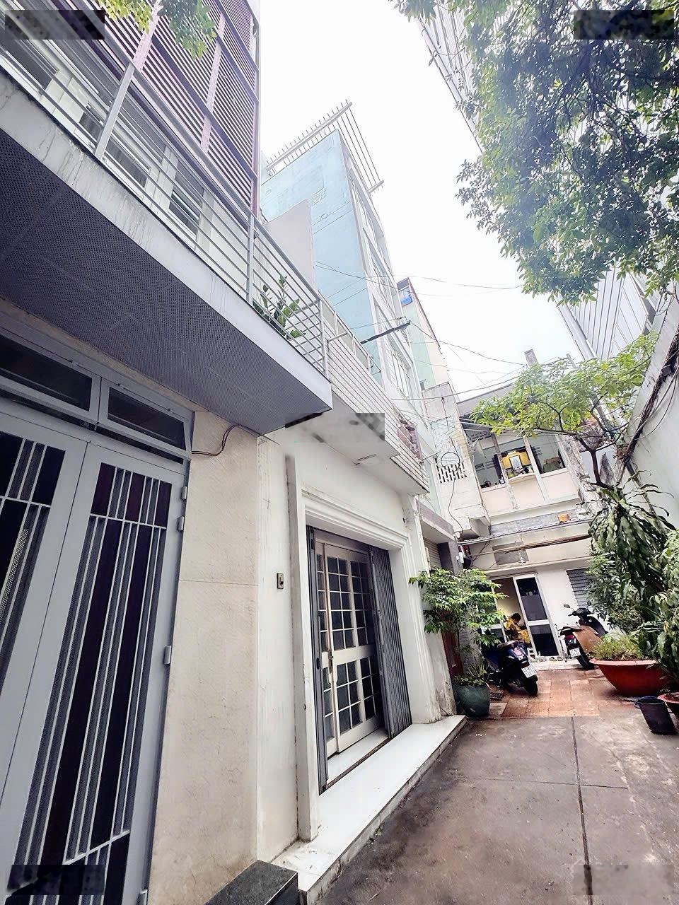 Bán nhà mặt tiền hxh Nguyễn Đình Chiểu, Q.3- dt 4,1m*19m vuông đẹp full thổ-chỉ 20m ra mt- giá tốt