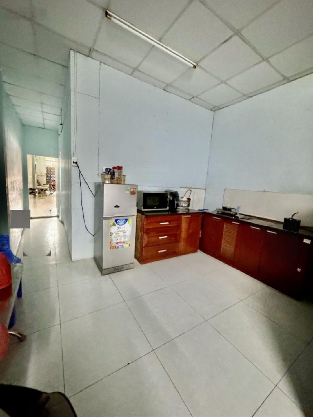 Mặt tiền xuân thới 9 hóc môn - gần chợ đầu mối hóc môn- tiện kinh doanh, sản xuất, 80m2- nhỉnh 3 tỷ