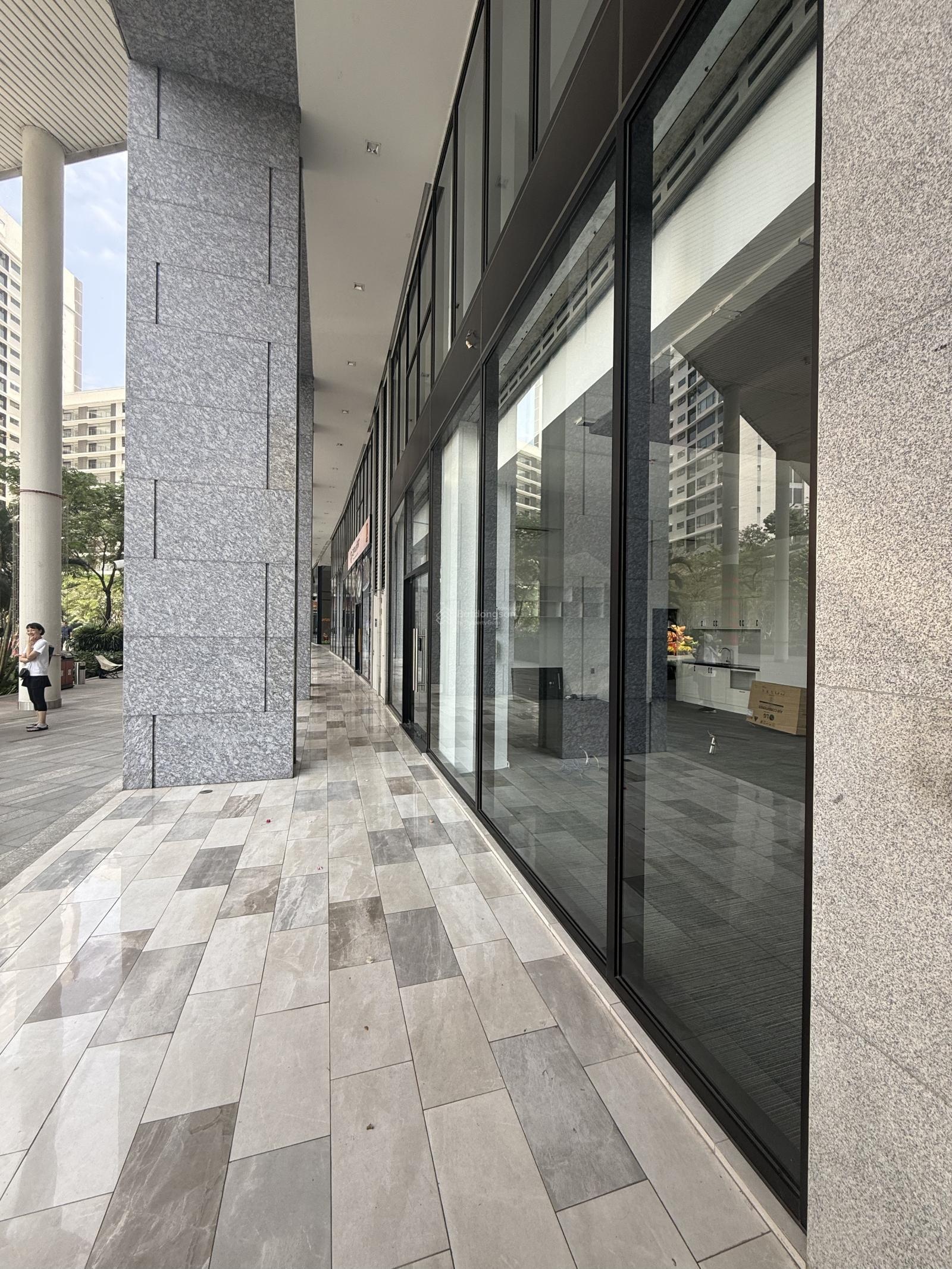 BÁN SHOPHOUSE MIDTOWN M8 GIÁ 42 TỶ | NHÀ TRỐNG | 167m Shophouse Midtown M8 Phú Mỹ Hưng