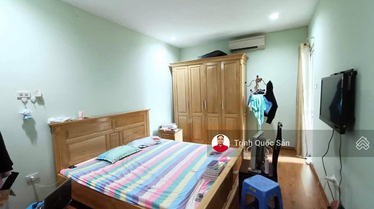 Hiếm. Cho thuê chung cư 173 Xuân Thủy, 93m2, 2 PN, Full nội thất. LH O.942.00/6856