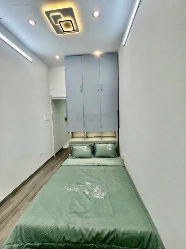 Bán nhà 4,85 tỷ - gần Chợ Mơ quận 2 Bà. 22m2 x 5 tầng. O929 O72 Năm 82