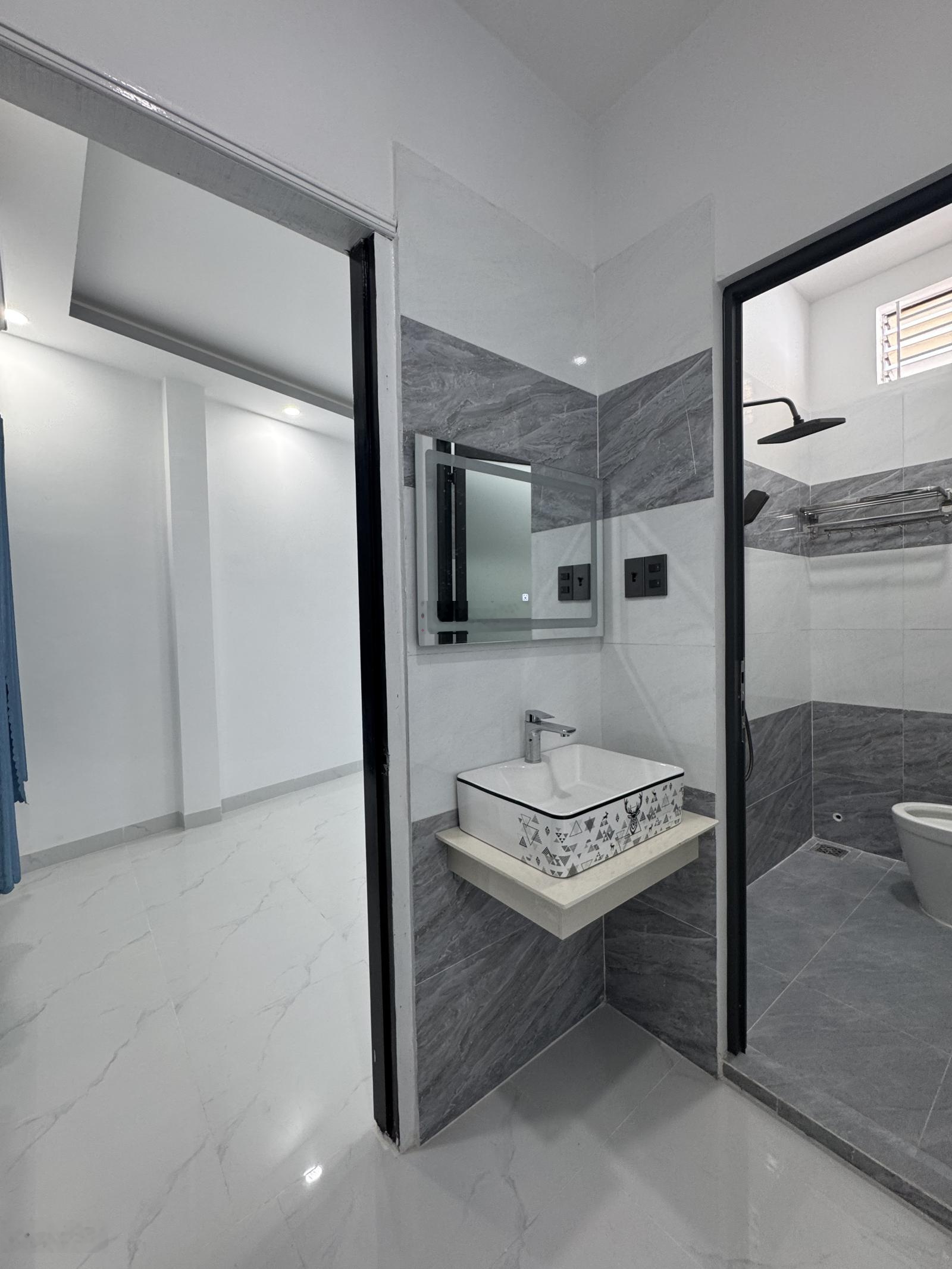 Bán nhà đẹp 2 tầng hẻm phú đức - mai xuân thưởng - bắc nha trang