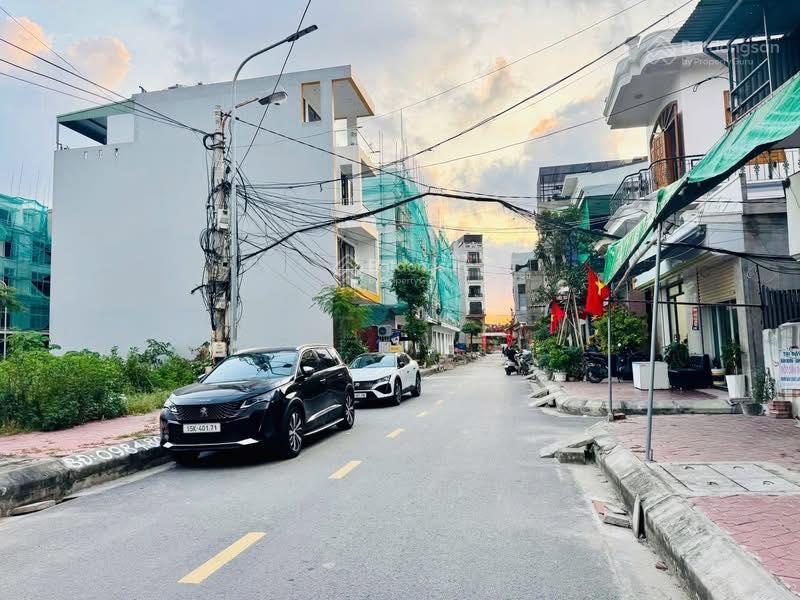 Bán nhà 1 sẹt tân kỳ tân quý, bhh a, hẻm xe hơi sáng thoáng, giá 2 tỷ