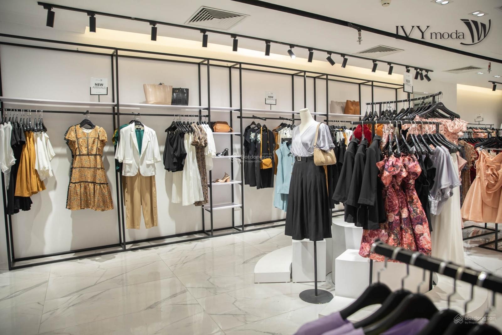 Cho thuê mặt bằng Võ Văn Ngân, Thủ Đức. DT: 10x25m