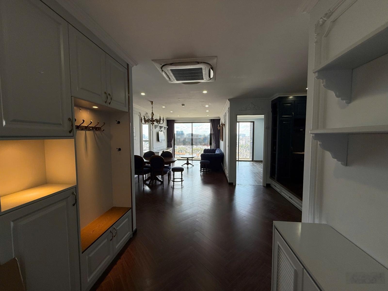 Chuyên cho thuê căn hộ Hà Đô mới full nội thất đẹp, chỉnh chu, hỗ trợ chỗ đậu xe