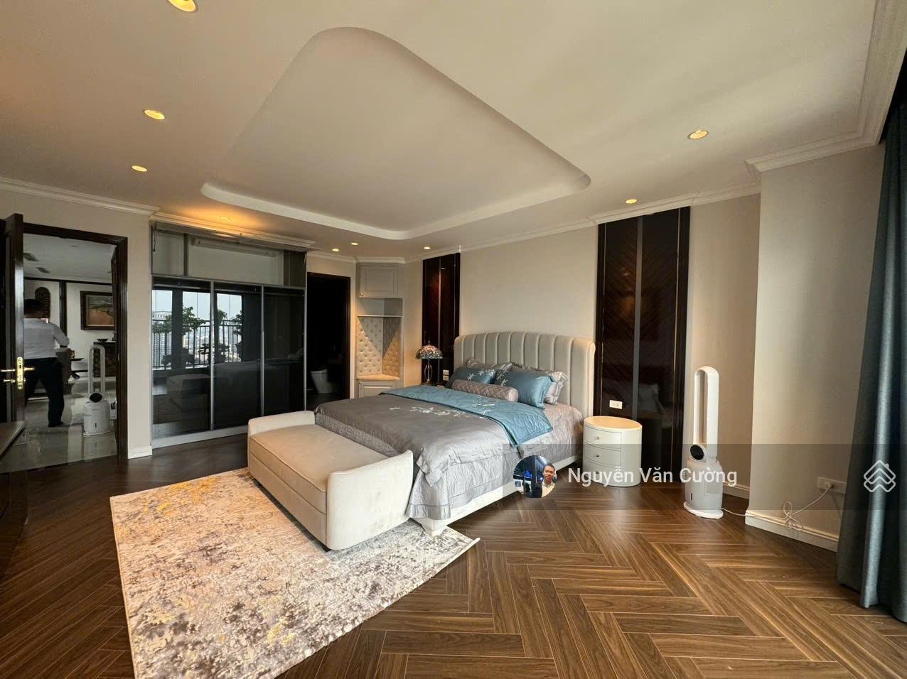 Chủ nhà tin tưởng gửi bán căn hộ 116.8m2 3 ngủ 2VS chung cư cao cấp Indochina Plaza, Xuân Thủy