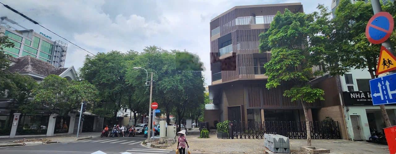 Góc 2 Mặt Tiền Đường Nguyễn Đình Chiểu-Phùng Khắc Khoan P. ĐaKao Quận 1.