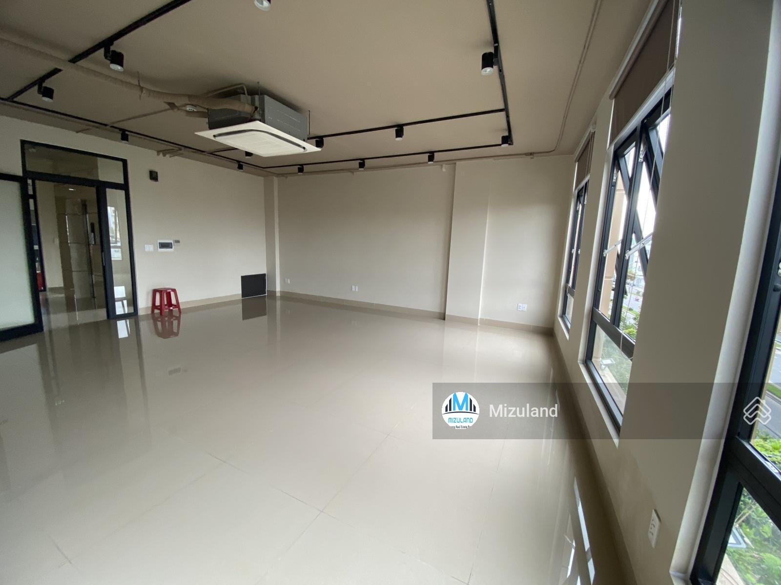 Hiếm: Văn phòng 40m² - 50m² đẹp, dễ setup