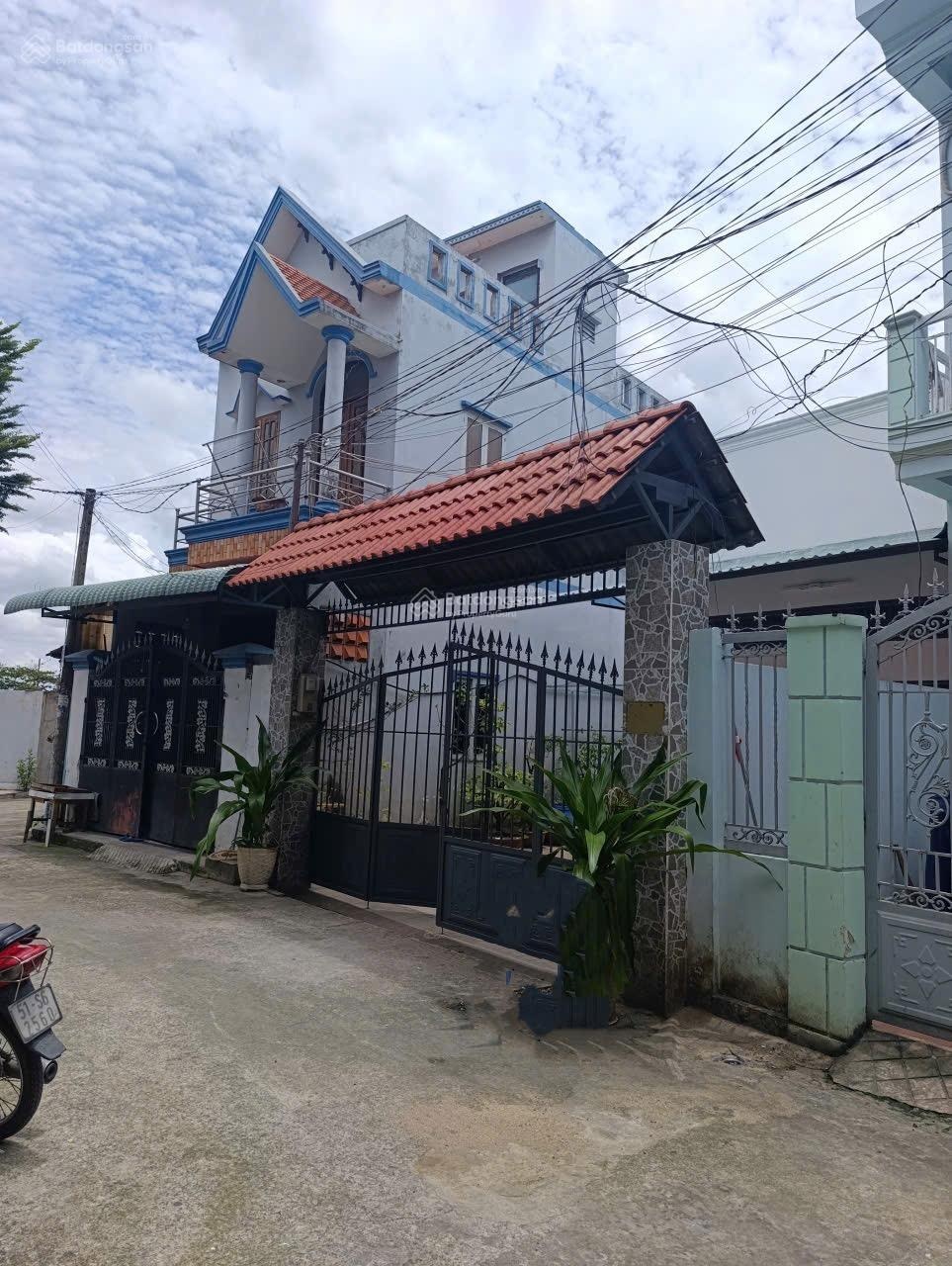 Giá 8tỷ9 nhà C4 - 134m2 - 4PN - 2WC - Lã Xuân Oai - khu dân cư hiện hữu - 5p ra Metro - hẻm xe tải