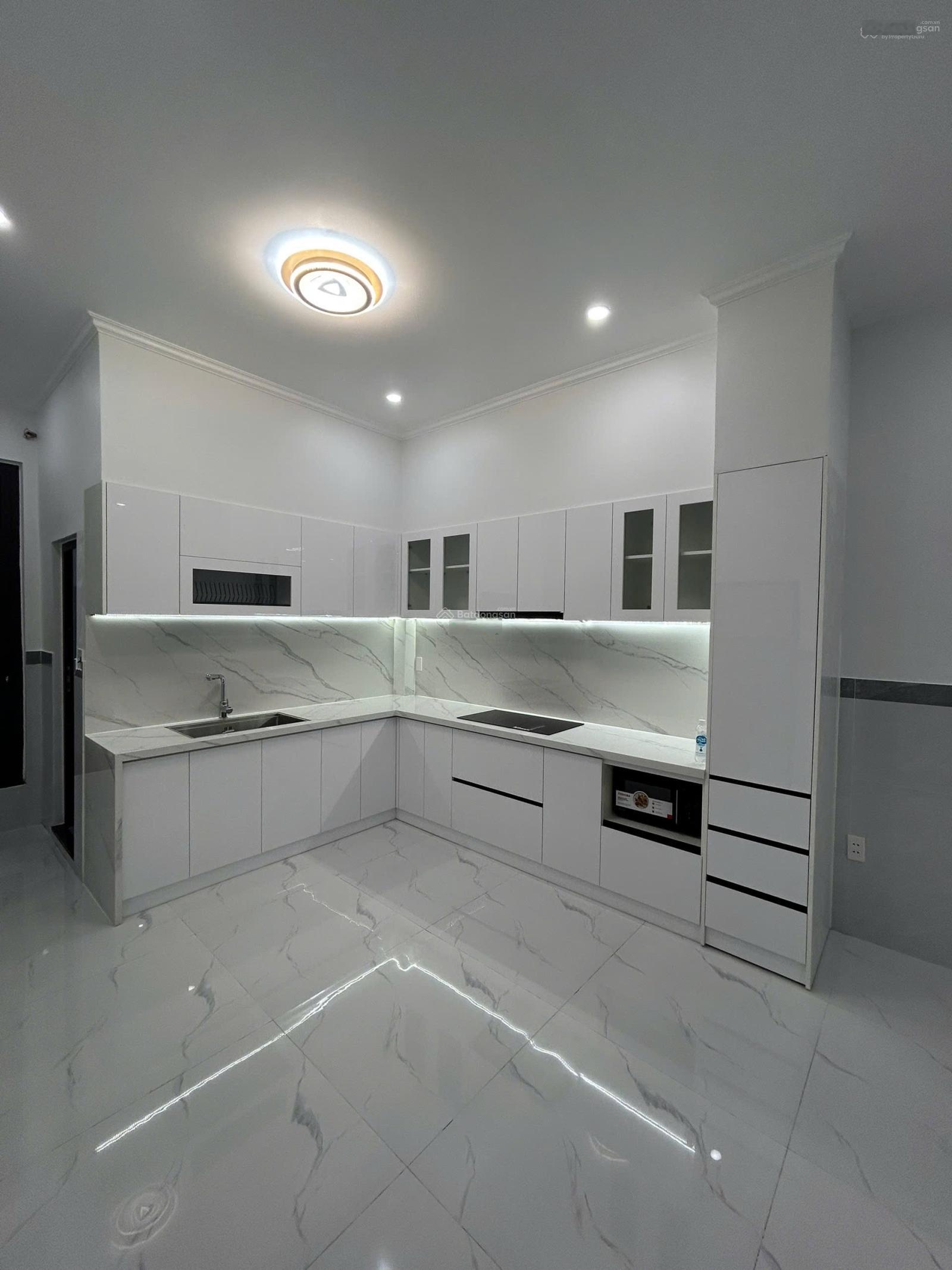 Cho thuê nhà MT 2.5 tầng ngang #7m gẦn đường đống đa ! Quận hải châu Giá 39tr/tháng :-