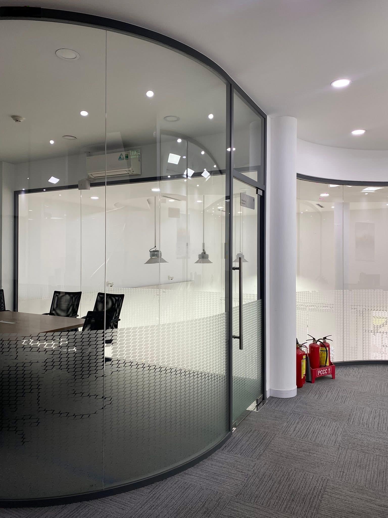 Cho thuê nguyên căn toà nhà 3 tầng Điện Biên Phủ, Thanh Khê , Đà Nẵng 520m2