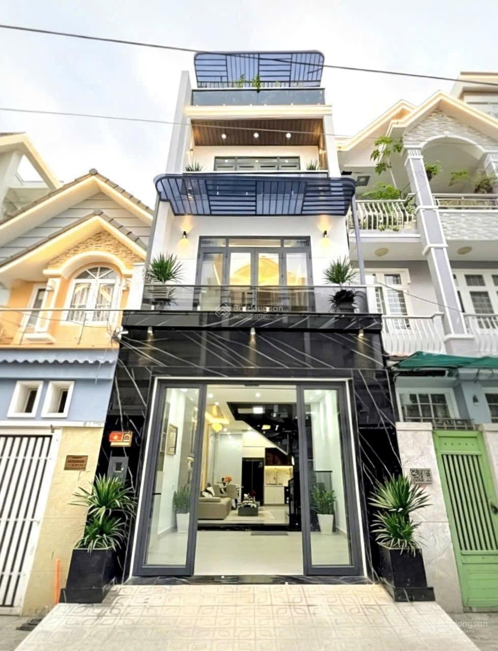 Bán nhà phố MT đào tông nguyên . Giá :7.35 tỷ . Sổ hồng .