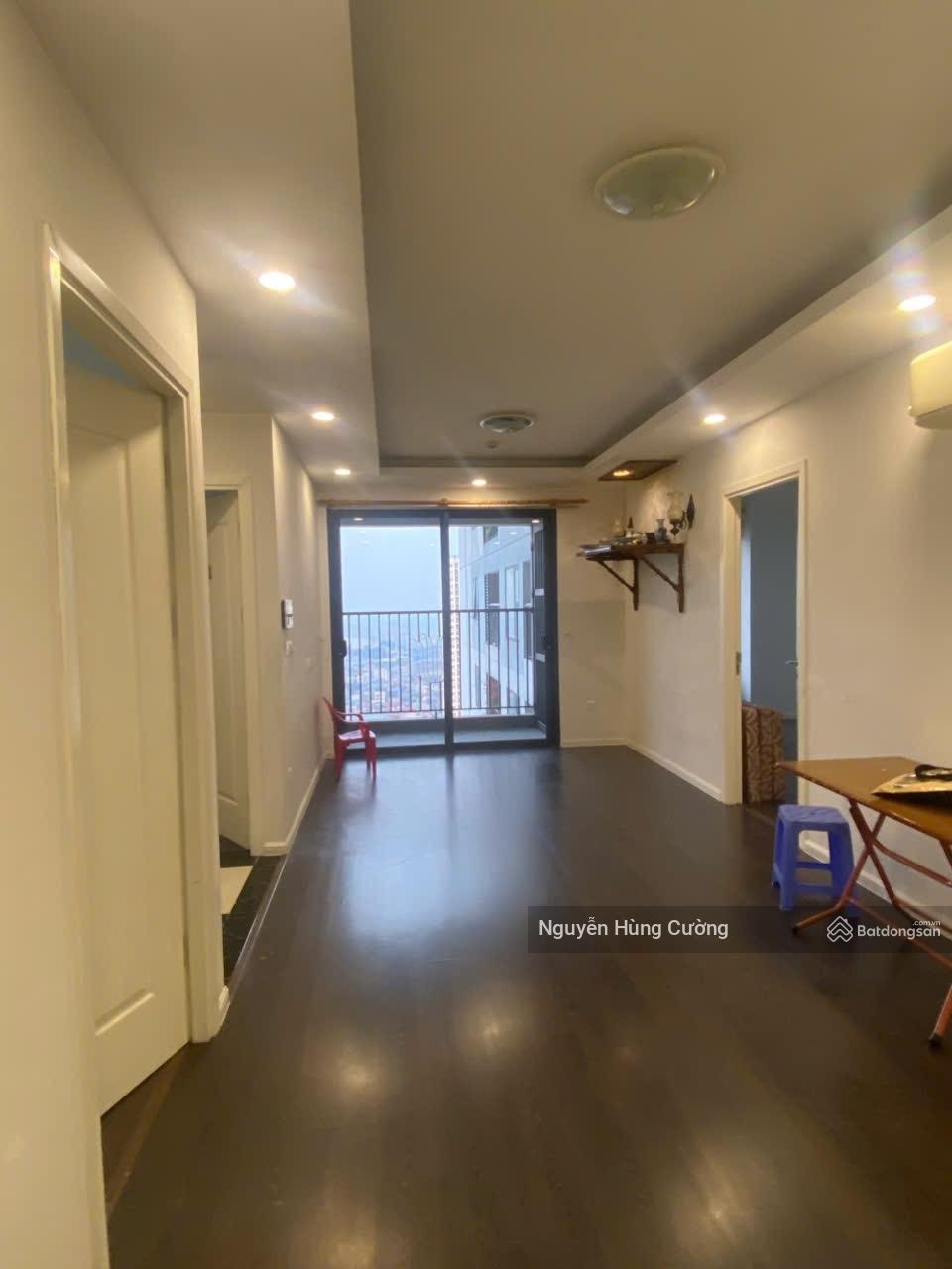 Cho thuê 2pn 82m2 không đồ imperia sky garden minh khai giá chì 15tr- e cường 0976044111