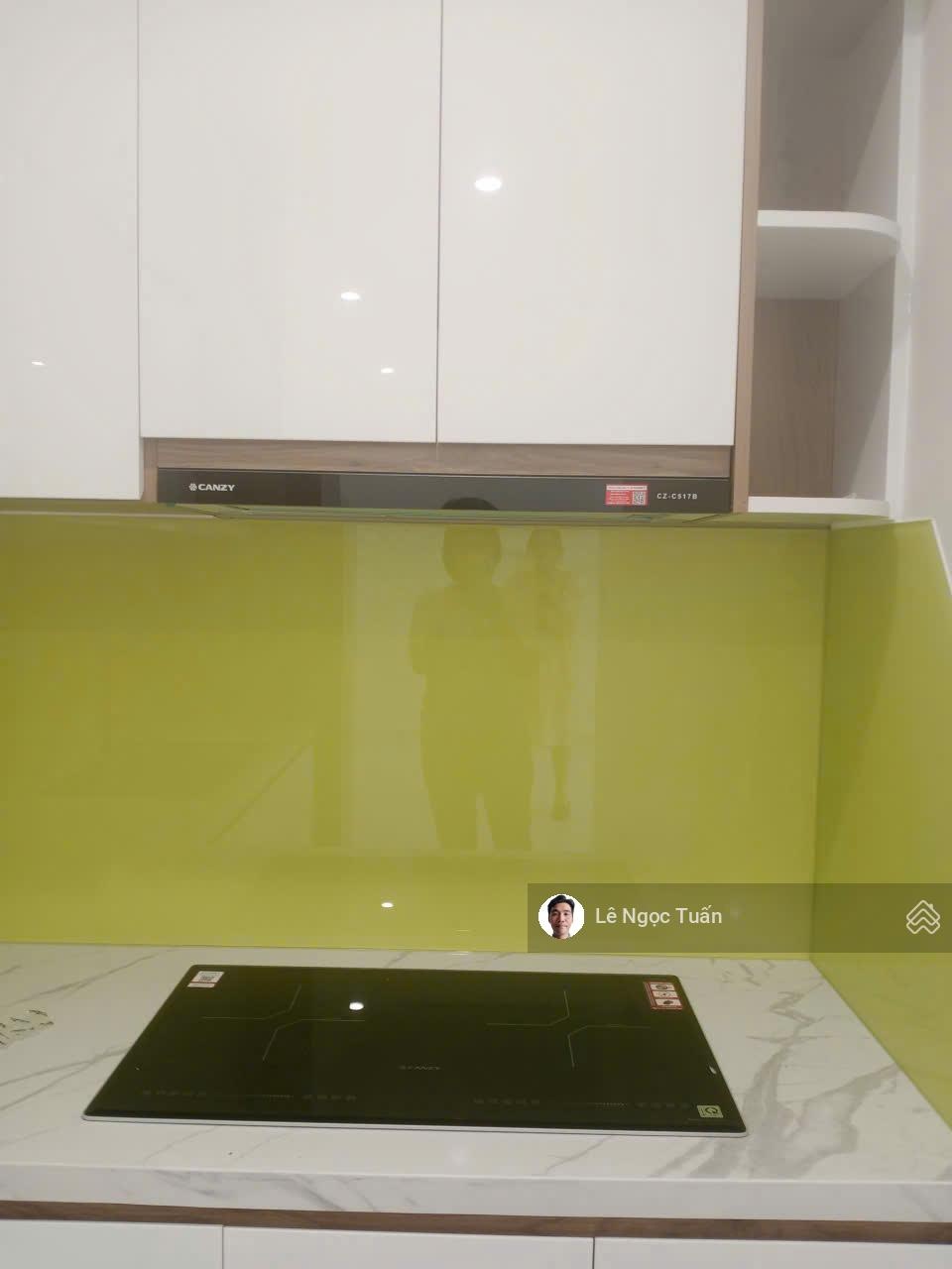 Cho thuê 2PN Beverly tầng 11 ban công Đông Nam