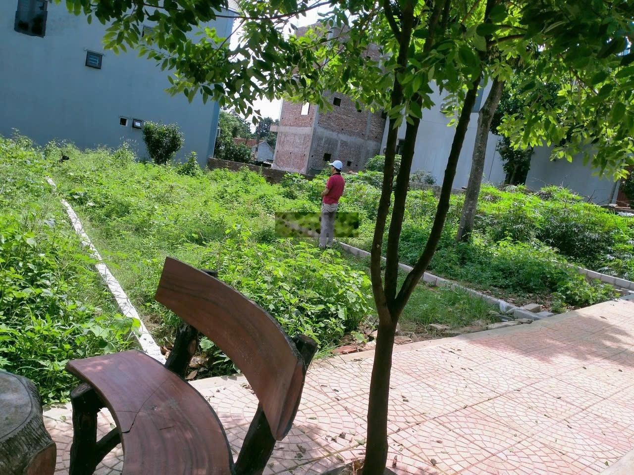 Bán lô đất Tân Xã 108m2 full thổ sát hồ Tân Xã và khu CNC1. Xung quanh nhiều sinh viên thuê trọ