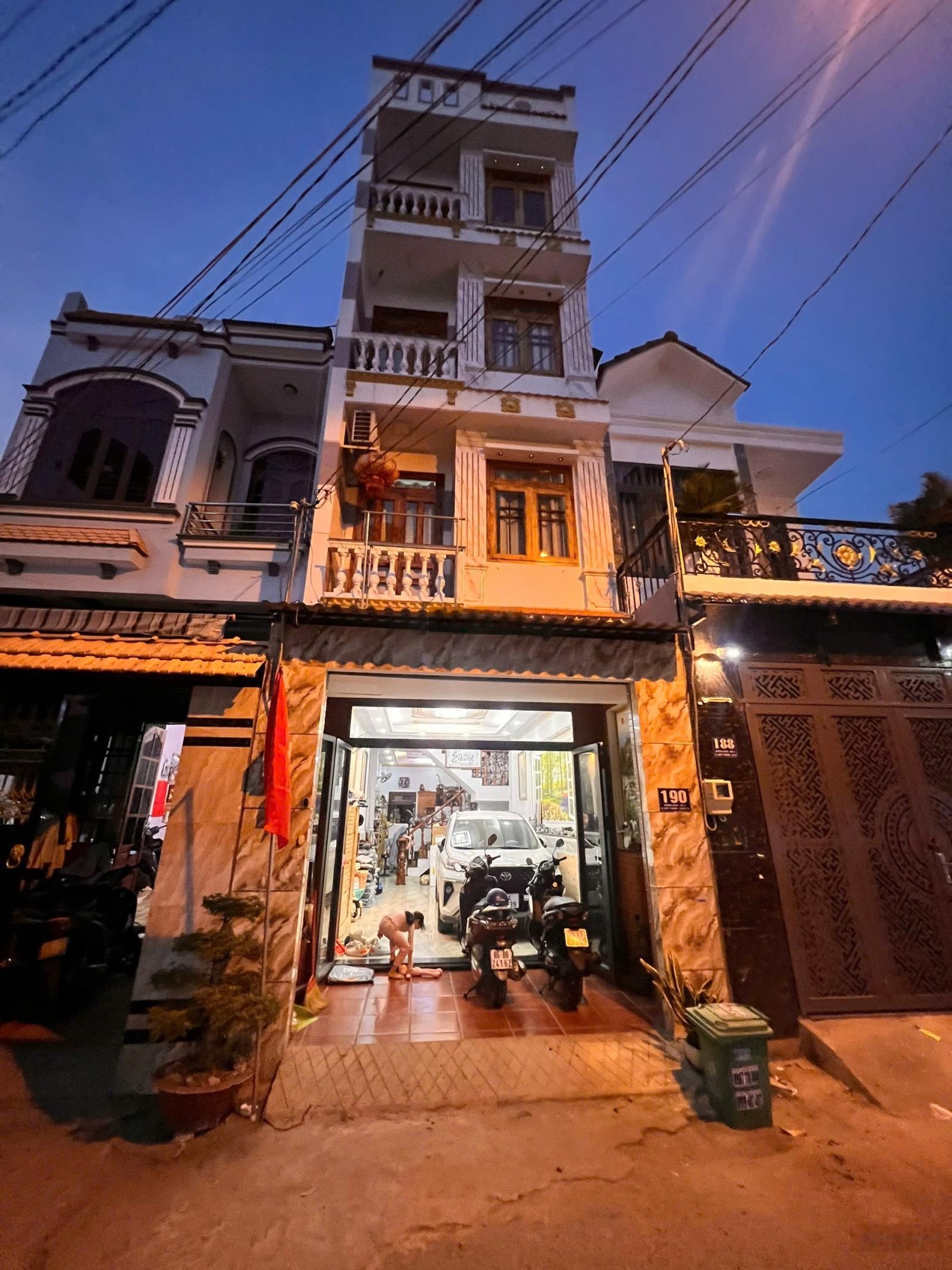 Bán nhà 190 Hiệp Thành 5, tân thới hiệp, 6,9 tỷ, 4 tầng, 4x17 nở hậu 2cm, hướng Tây Tứ Trạch