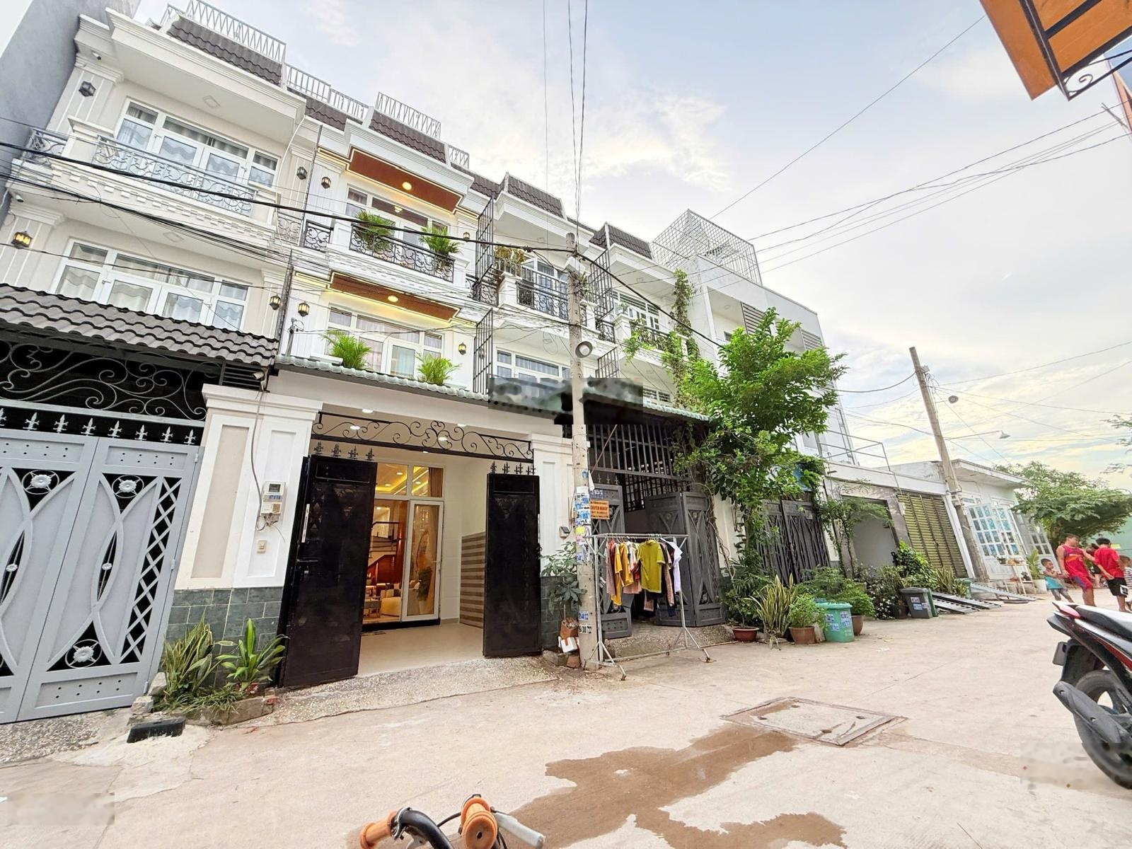 Bán nhà 4 Tầng TL13 P.An Phú Đông Ngay Trung Tâm Hành 9 Mới