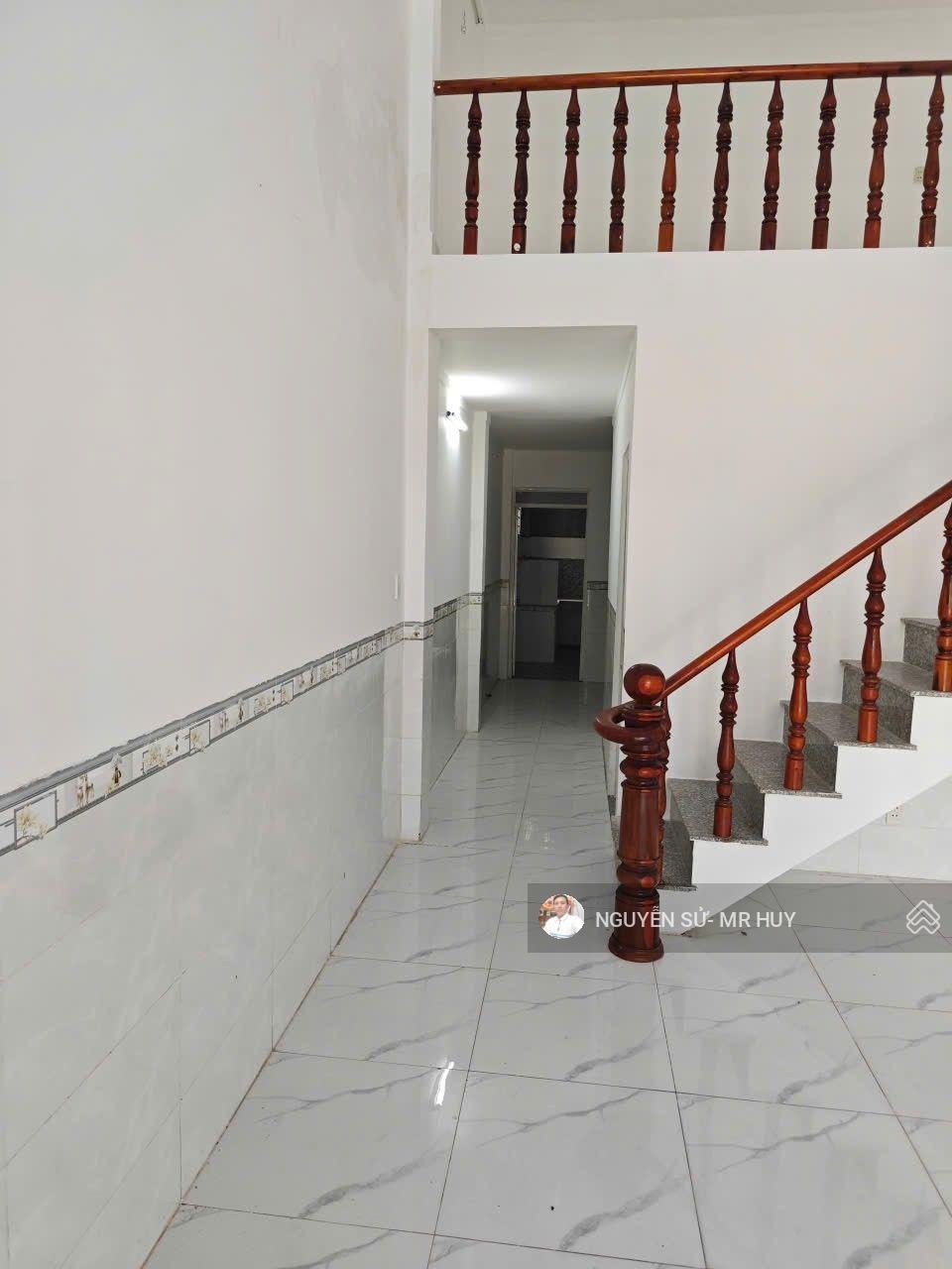 Nhà 1 trệt 1 gác đúc, 3 PN, DT 5 x 19m giá 1 tỷ 760tr, sát KDC Lavender, Thạnh Phú, Tân Triều