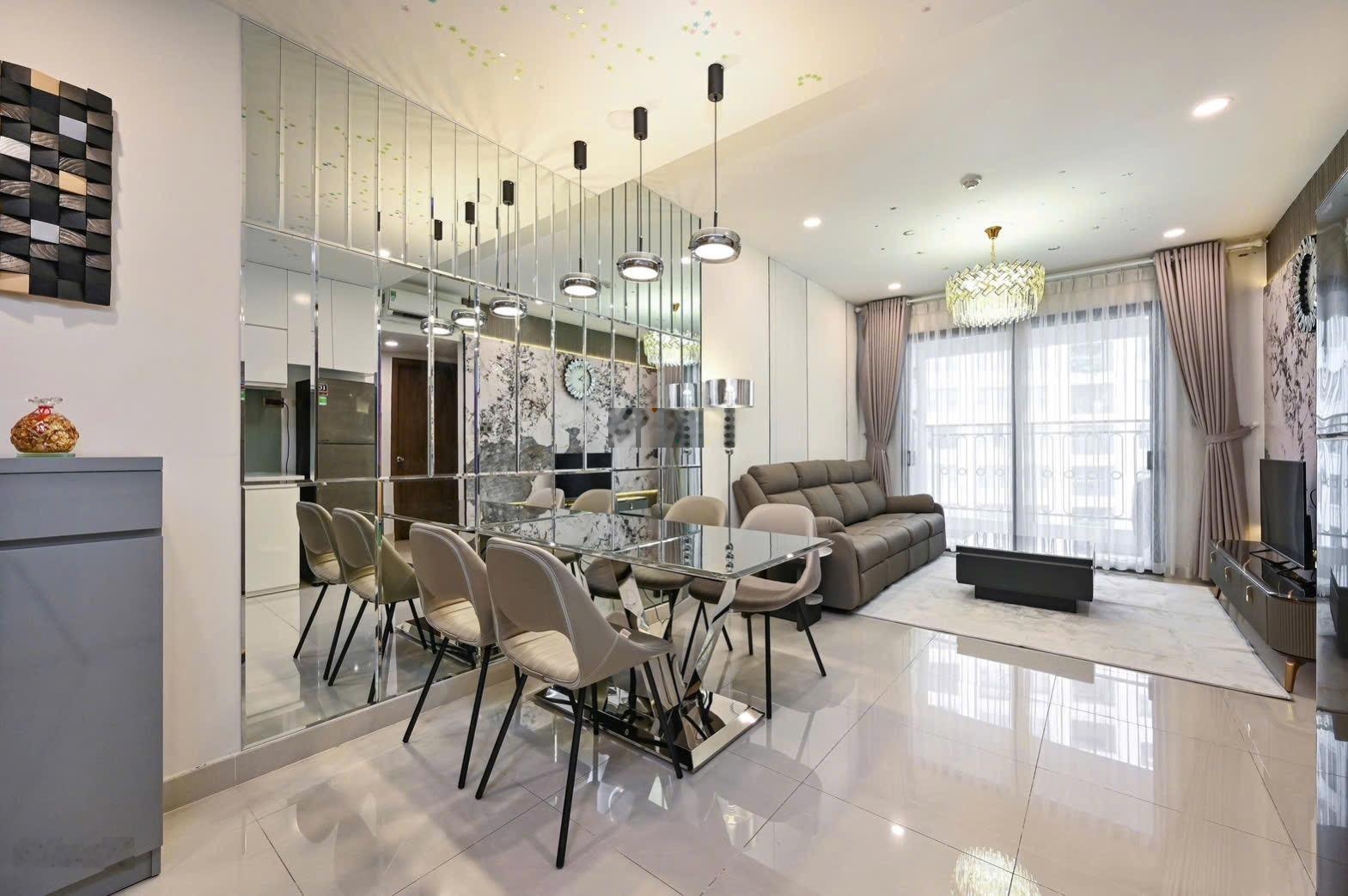 Cho thuê căn hộ 2PN, 21 triệu/th, 65m2 tại Saigon Royal Residence, Q4, HCM