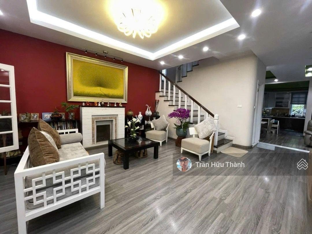 Biệt thư vip khai sơn - view hồ. siêu thoáng 320m - mt khủng. vị trí đắc địa. giá chỉ 5x tỷ.