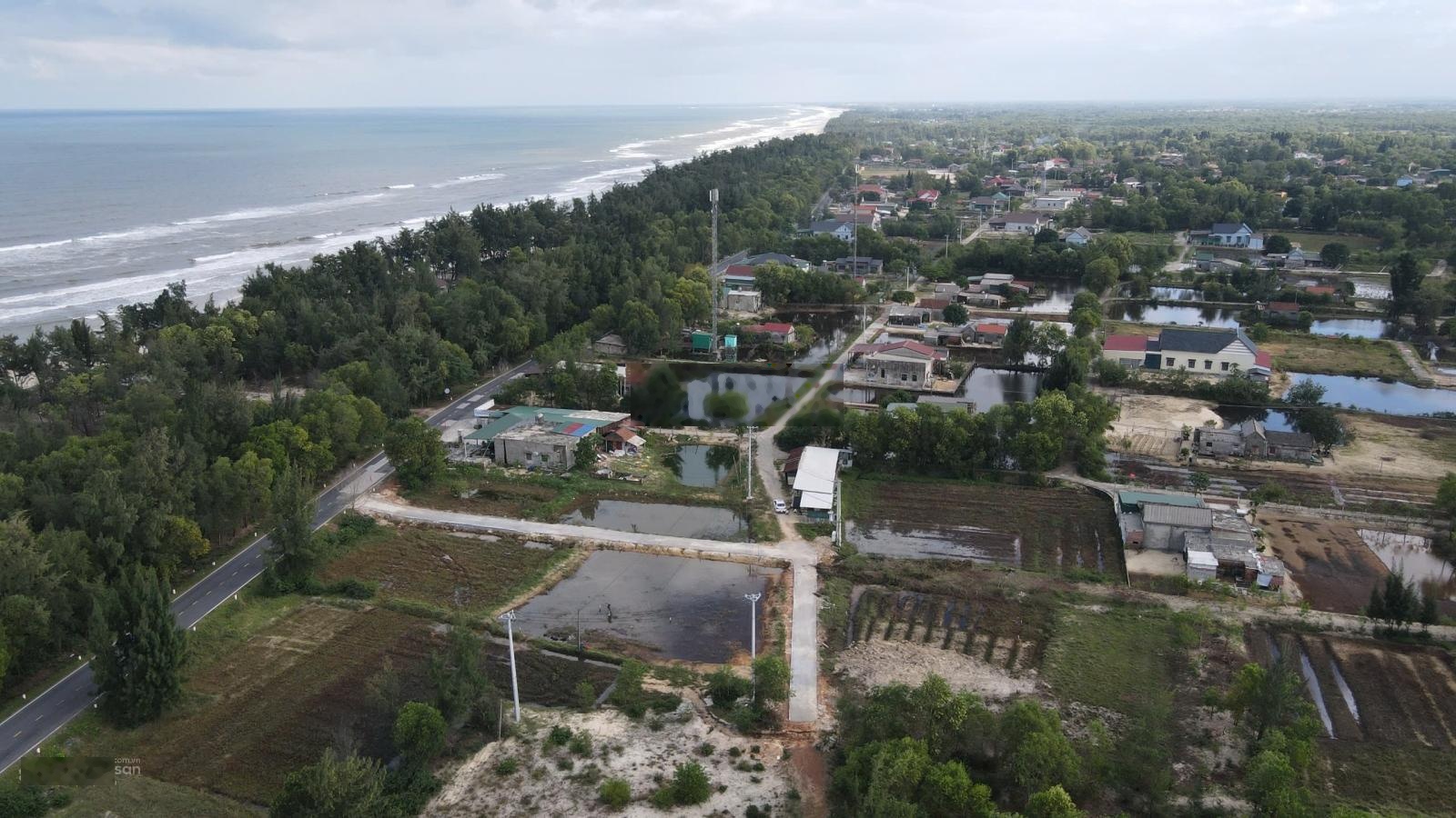 Bán đất lô 2 đường Quốc Phòng, cách biển 100m, giá chỉ 460 triệu vnd