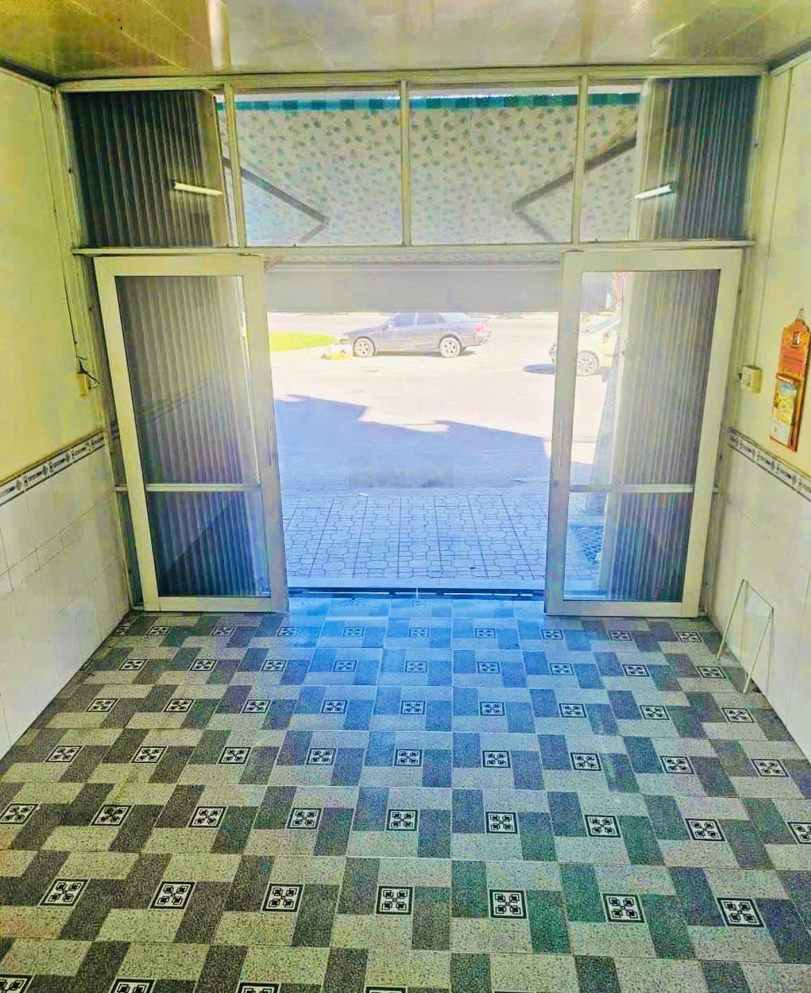 Nhà 2 tầng mặt tiền Phước Long, vị trí kinh doanh buôn bán ổn áp Giá: 4,1 tỷ