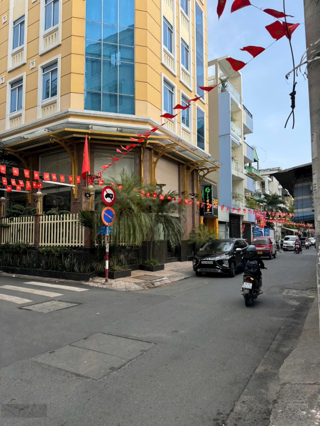 Trung tâm Quận 3 Cư Xá Đô Thành Thông Điện Biên Phủ - Khu Kinh Doanh Sầm Uất