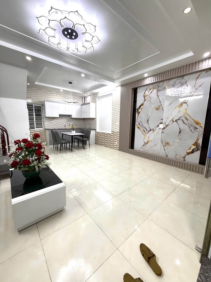 Bán nhà 40m2 x 3 tầng, ngõ rộng, ô tô đỗ gần, ngay chợ Nam Hải, chỉ 1.98 tỷ