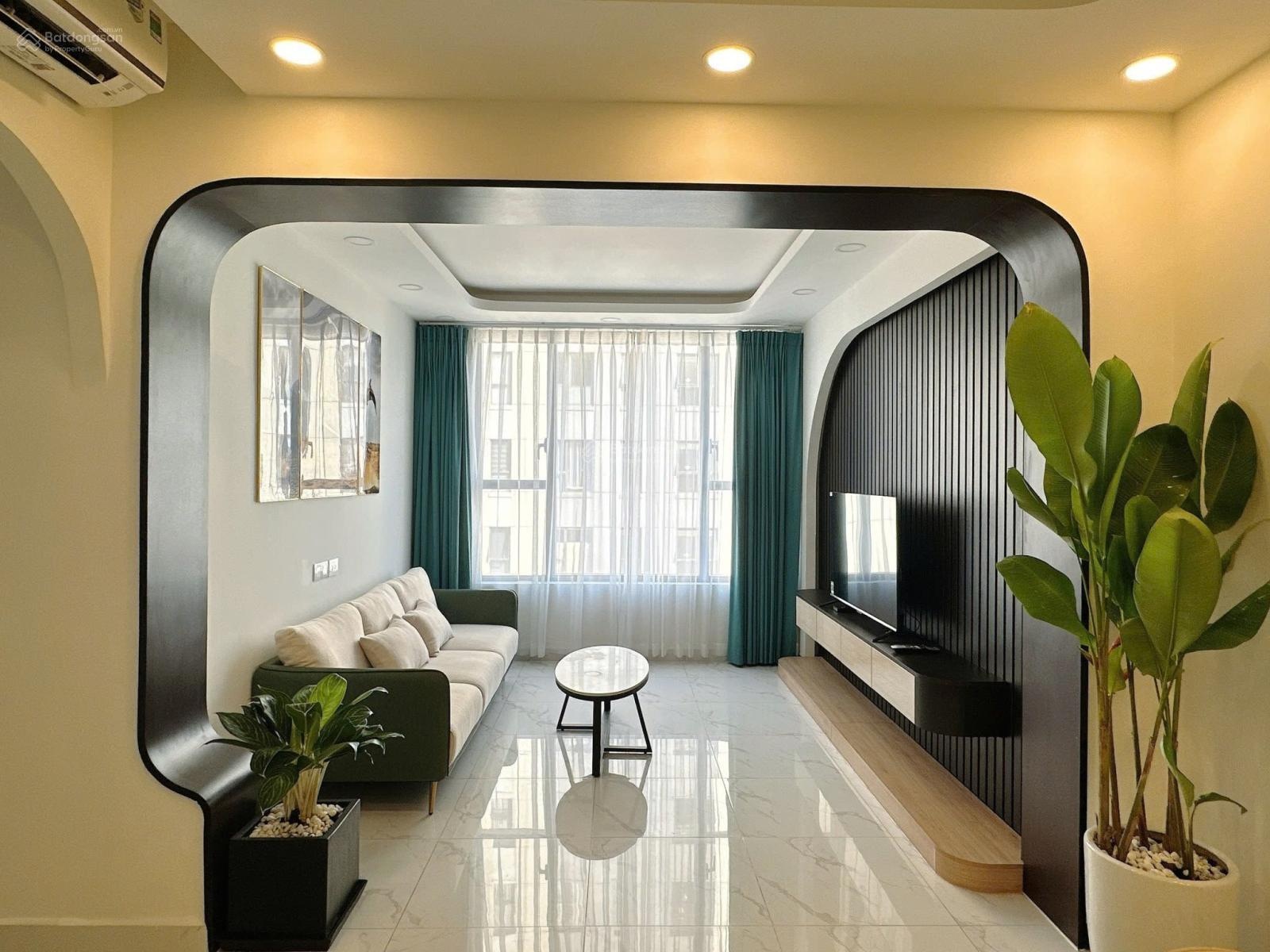 Cho thuê nhanh Tresor 92m2 3PN, Full nội thất, 26tr - LH: 09318O268O